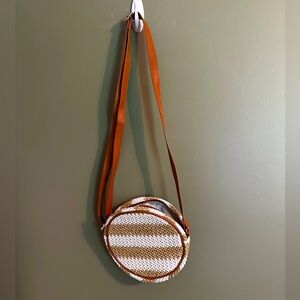 Thirty-One Tan and White Woven Round Crossbody Bag